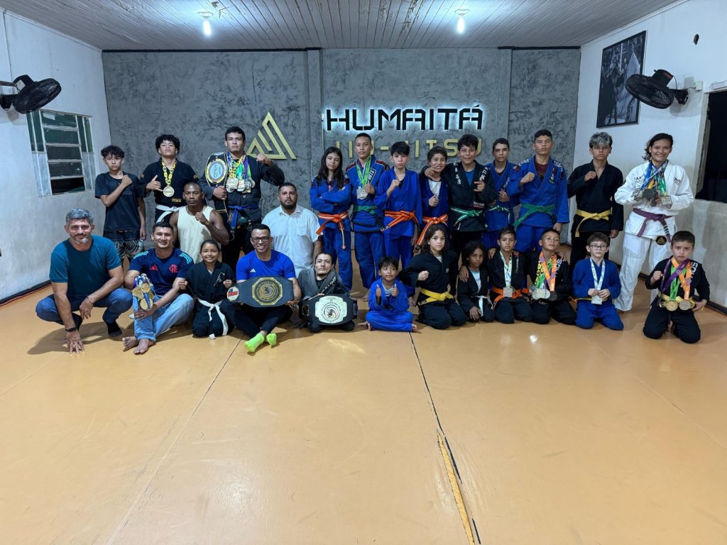 Em Humaitá, Governo do Amazonas dá início às atividades do Pelci em 2025 7 SEDEL Visita a Projetos Esportivos em Humaita FOTO Divulgacao Sedel 1024x768 1
