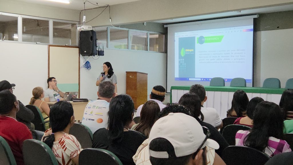 Coari apresenta contribuições para o futuro da bioeconomia no Amazonas 7 Sedecti 1 Dialogos da Bioeconomia Coari Foto Divulgacao Sedecti 1024x577 1