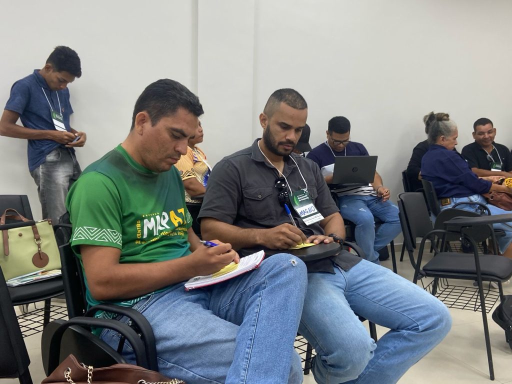 Tabatinga recebe etapa dos Diálogos de Bioeconomia para construção do plano estadual 3 Sedecti Dialogos Tabatinga Foto CaioHugo 1 1024x768 1
