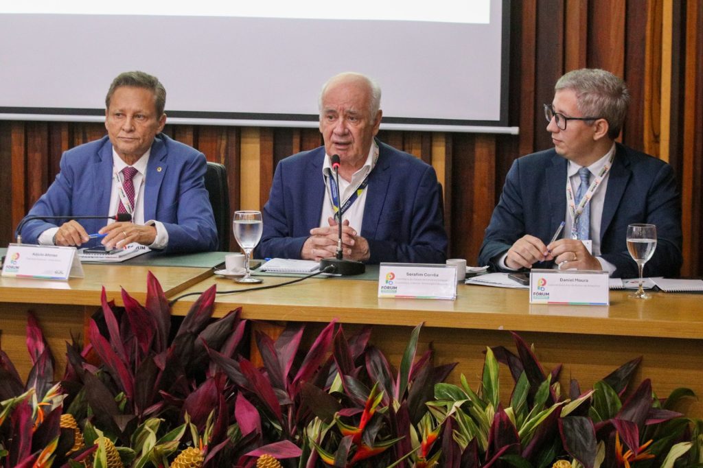 Governo do Amazonas destaca ampliação do crédito para pequenos negócios durante abertura do Fórum Permanente das Microempresas 3 Sedecti ForumPermanente FotoAntonioLima 5 1024x682 1