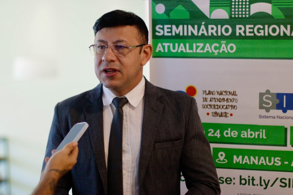 Sejusc discute novas políticas públicas para o sistema socioeducativo em todo o Brasil 11 Sejusc Seminario Sinase Antonio Silva Foto Lincoln Ferreira 1024x682 1