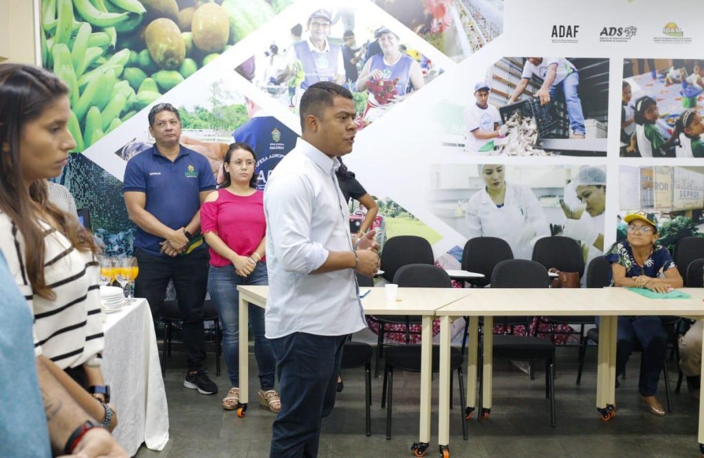 Sepror publica edital de certificação digital gratuita para associações e cooperativas do Amazonas 3 Sepror Nucap Daniel Borges foto Divulgacao 2 1024x666 1