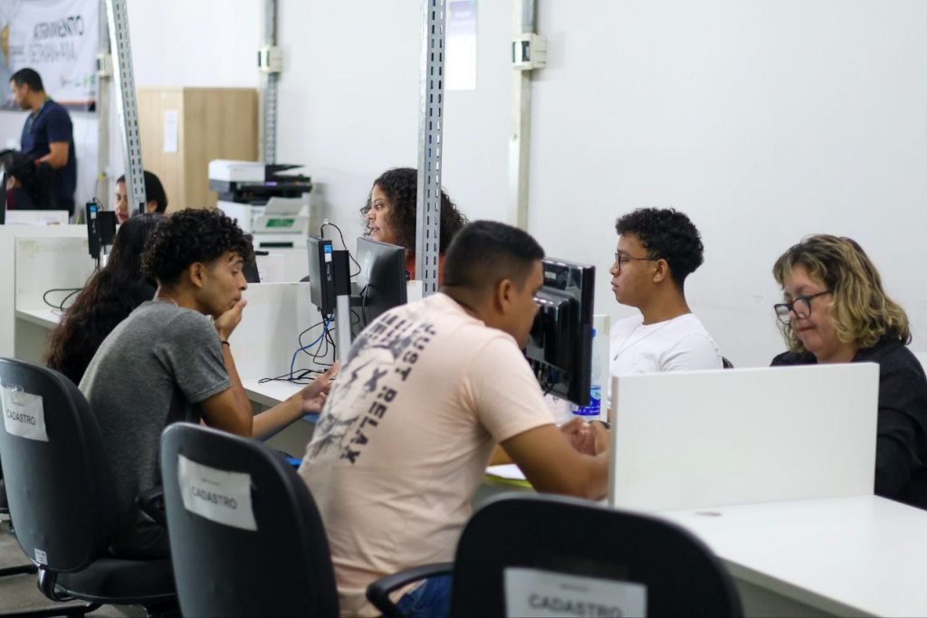 Sine Amazonas divulga 216 vagas de emprego para esta segunda-feira 2 Setemp Sine AM Foto Jamille Silva 1024x683 1