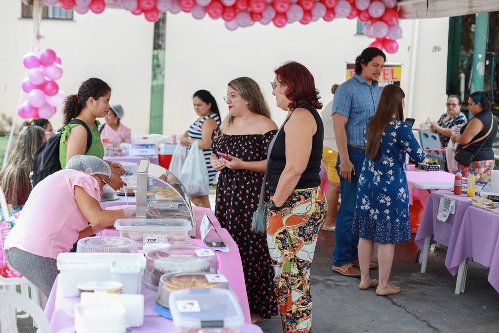 Governo do Amazonas promove 2ª edição do Bazar das Mulheres Empreendedoras do Prosamin+ 5 UGPE BAZAR EMPREENDEDORAS PROSAMIN FOTO TIAGO CORREA UGPE 01 1024x683 1