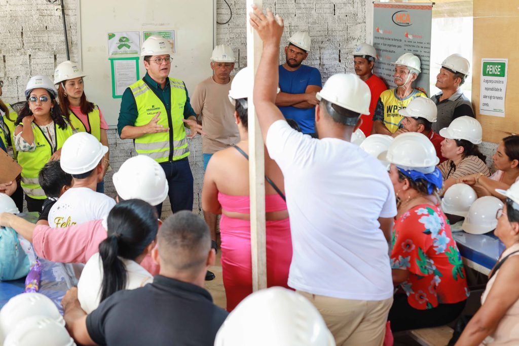Famílias beneficiárias do Prosamin+ fazem visita guiada aos apartamentos do Residencial Maués 2 UGPE FAMILIAS VISITAM HABITACIONAL DO PROSAMIN FOTO TIAGO CORREA UGPE 11 1024x683 1