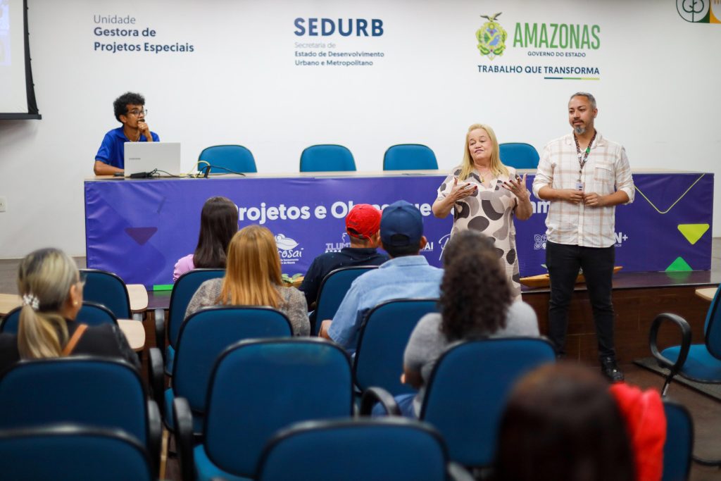 Prosamin+: UGPE orienta famílias que vão residir no habitacional Maués sobre a nova estrutura e equipamentos 3 UGPE Oficina de preparacao Prosamin 2 1024x683 1
