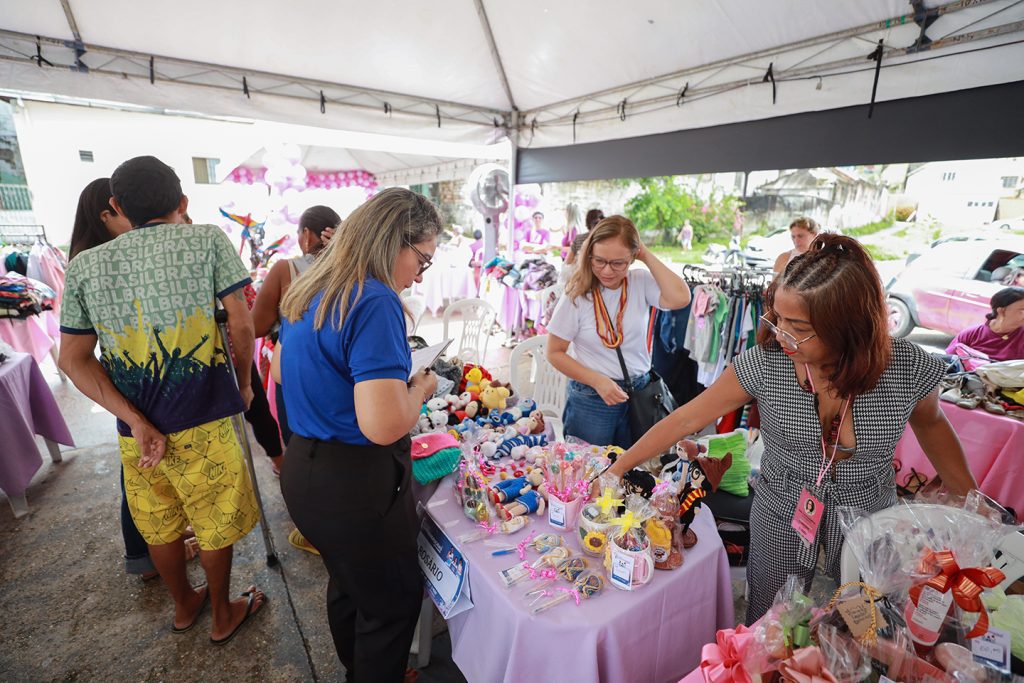 Governo do Amazonas promove 2ª edição do Bazar das Mulheres Empreendedoras do Prosamin+ 3 UGPE PROGRAMAC807 A771 O DIA DA MULHER PROSAMIN FOTO TIAGO CORREA UGPE02 1024x683 1