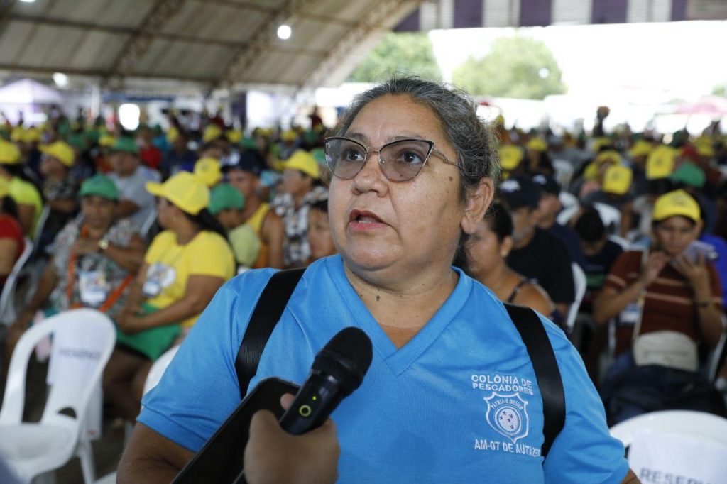 Governador Wilson Lima moderniza setor de pesca com entrega de notebooks para entidades em Manacapuru 9 Valdenira Carvalho Alex Pazuello Secom 1 1024x682 1