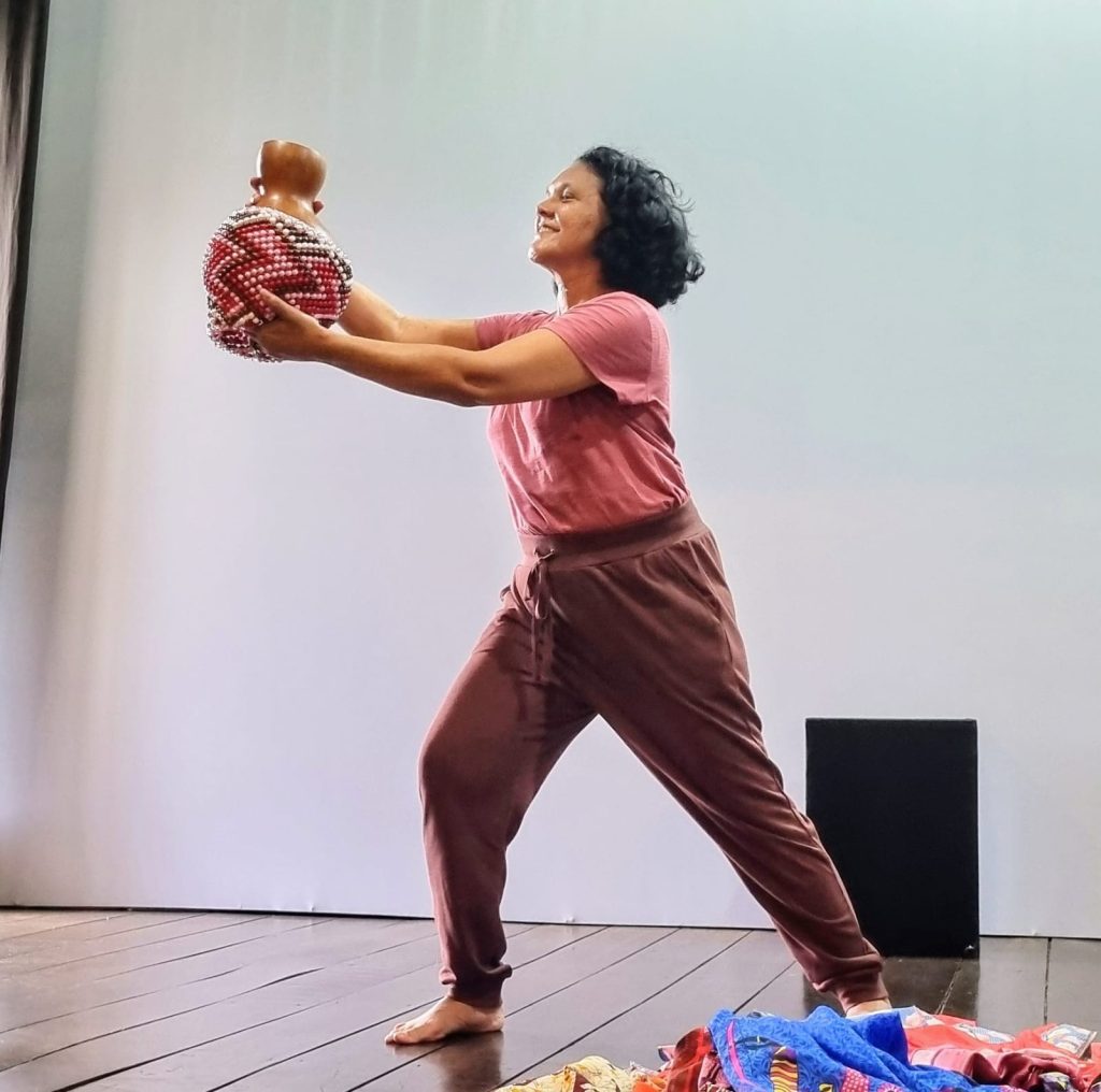 Espetáculo de dança “Ancestrais” estreia em Manaus com reflexões sobre identidade e resistência 3 ancestrais com cleia alves 5 1024x1016 1