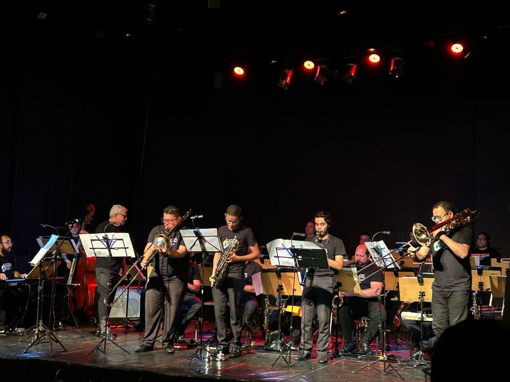 Amazonas Band faz especial de jazz no Teatro da Instalação e encanta público 2 cultura classicos do jazz foto Ana Beatriz secretaria de cultura e economia criativa 2 1024x768 1