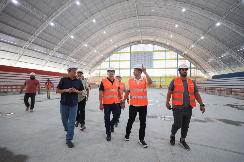 8Em Parintins: Sedurb e Sedel vistoriam as obras de revitalização do Ginásio Elias Assayag 7 483dde72 8dc6 492a 8806 bc613b07143b 1024x682 1
