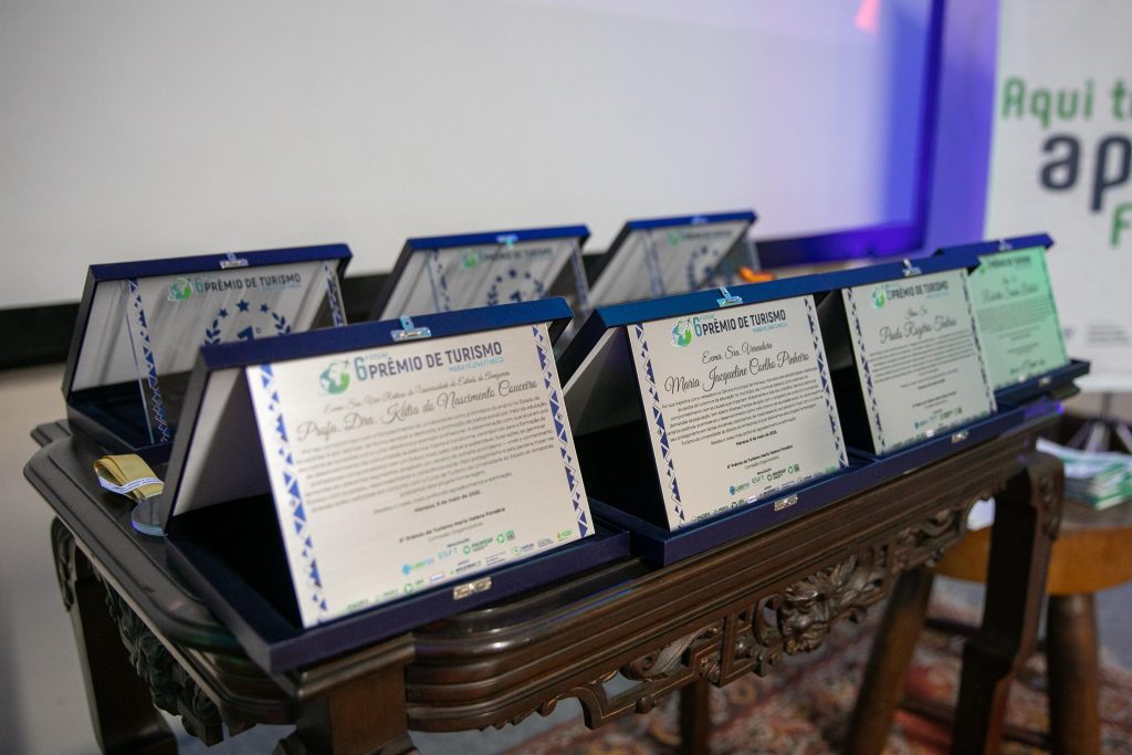 Estudantes e profissionais são homenageados durante 6° Prêmio de Turismo Maria Helena Fonseca da UEA 2 6 edicao do Premio Maria Helena 11 1024x683 1