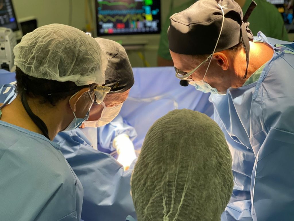 Cirurgia de separação das gêmeas siamesas nascidas no Amazonas é bem-sucedida 2 67de393b 0dde 4003 abd0 832c9d5702c8 1024x768 1