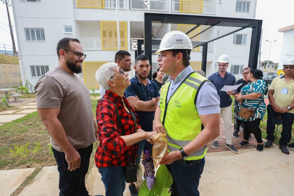 Famílias habilitadas a residir no Residencial Maués, do Prosamin+, participam da escolha dos apartamentos 3 79298126 375c 4638 ad4f 463143292317 1024x682 1