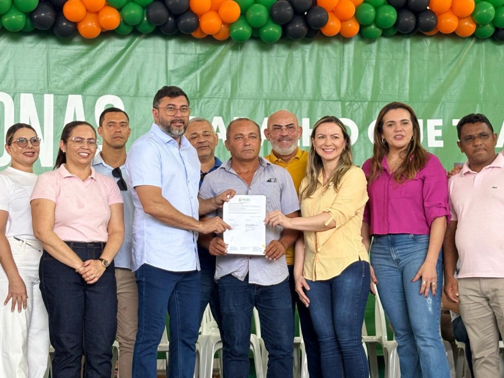 Rio Preto da Eva: Governo do Amazonas fortalece setor primário com regionalização da merenda escolar e crédito a feirantes 3 ADS Acao do Governo em Rio Preto da Eva Foto Lana Honorato 2 1024x768 1