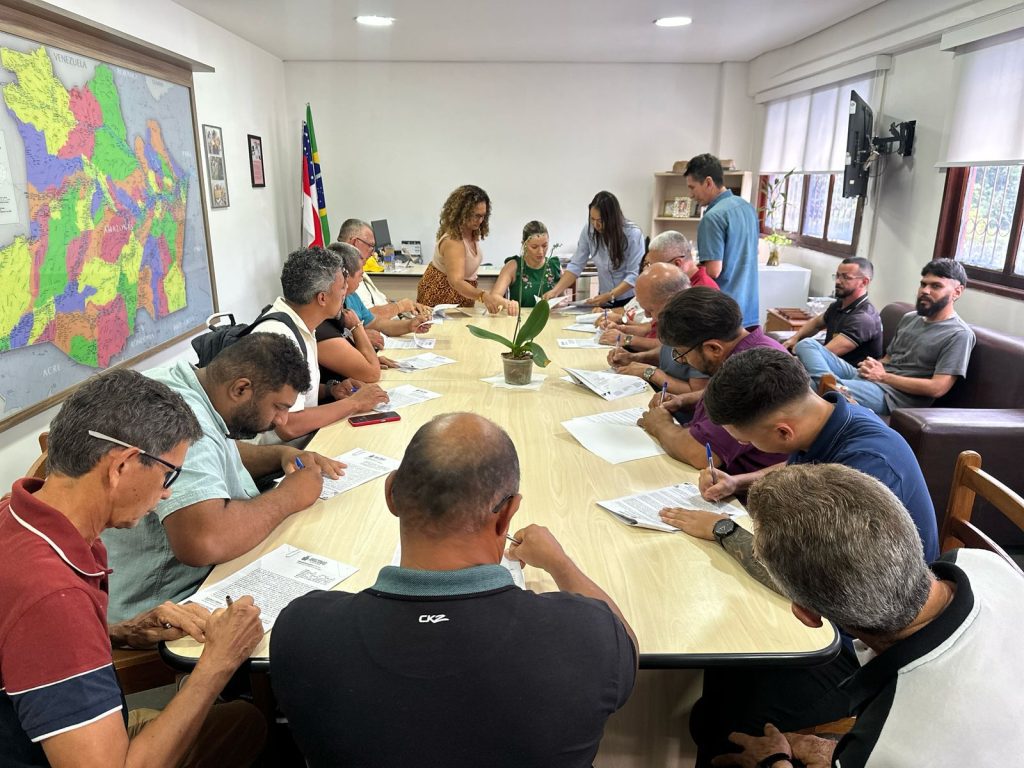 Governo do Amazonas inicia primeira etapa de assinaturas de contratos dos credenciados no Promove 3 ADS Assinaturas de contratos do Promove FOTO JHONNY MARQUES ADS 1 1024x768 1