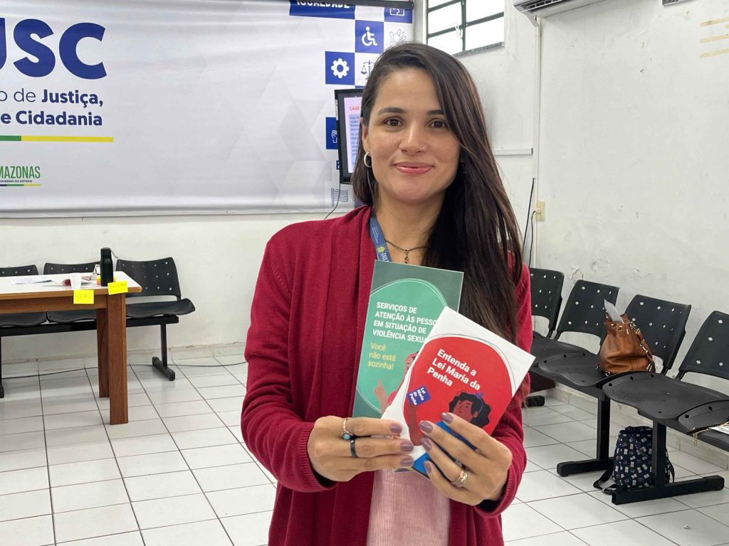 Sejusc e UNFPA promovem capacitação para agentes que atuam no atendimento a mulheres sobreviventes de violências 5 Ana Paula Lustosa psicologa do Cream Gabriel Machado Sejusc 1024x768 1