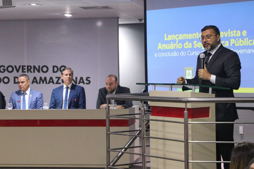 Governador Wilson Lima lança Anuário da Segurança Pública de 2025 e destaca redução de homicídios e roubos 3 Anuario SSP Mauro Neto 1 1024x682 1