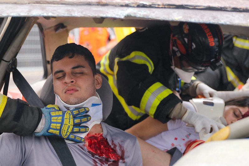 Corpo de Bombeiros realiza simulado de salvamento veicular com múltiplas vítimas 3 CBMAM SIMULADO FOTO MAURO NETO 4