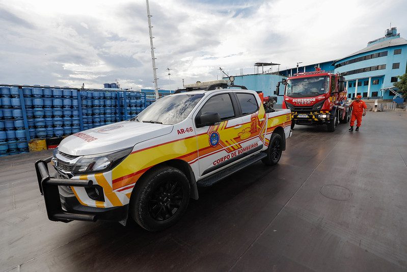 Viatura Auto Bomba Florestal com capacidade para 10 mil litros de água é enviada para Novo Aripuanã 5 CBMAM Viaturas Novo Aripuana Foto Alex Pazuello 3