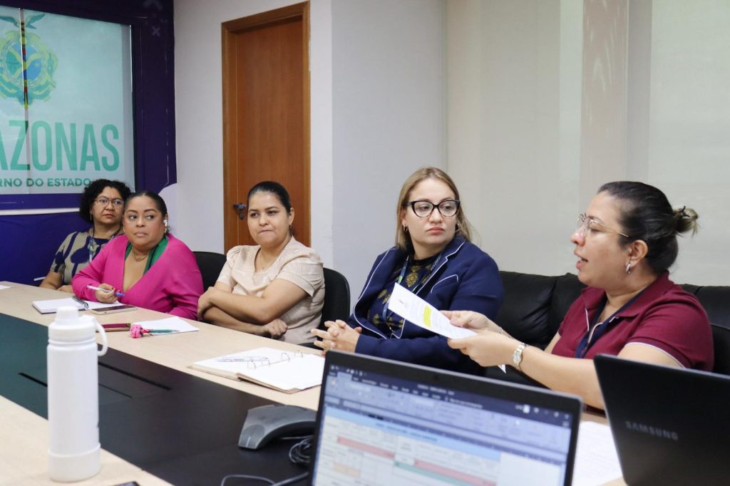 Arsepam avança no processo de regulação do transporte hidroviário intermunicipal na linha Manaus – Parintins 2 COMISSAO DE CREDENCIAMENTO TRANSPORTE HIDROVIARIOFoto Divulgacao Arsepam 3 1024x682 1