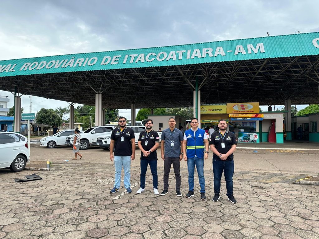 Festival de Parintins 2025: Arsepam intensifica fiscalização em ponto estratégico 2 EQUIPE ARSEPAM VISITA FISCALIZACAO ITACOATIARA Foto Divulgacao Arsepam 2 1024x768 1