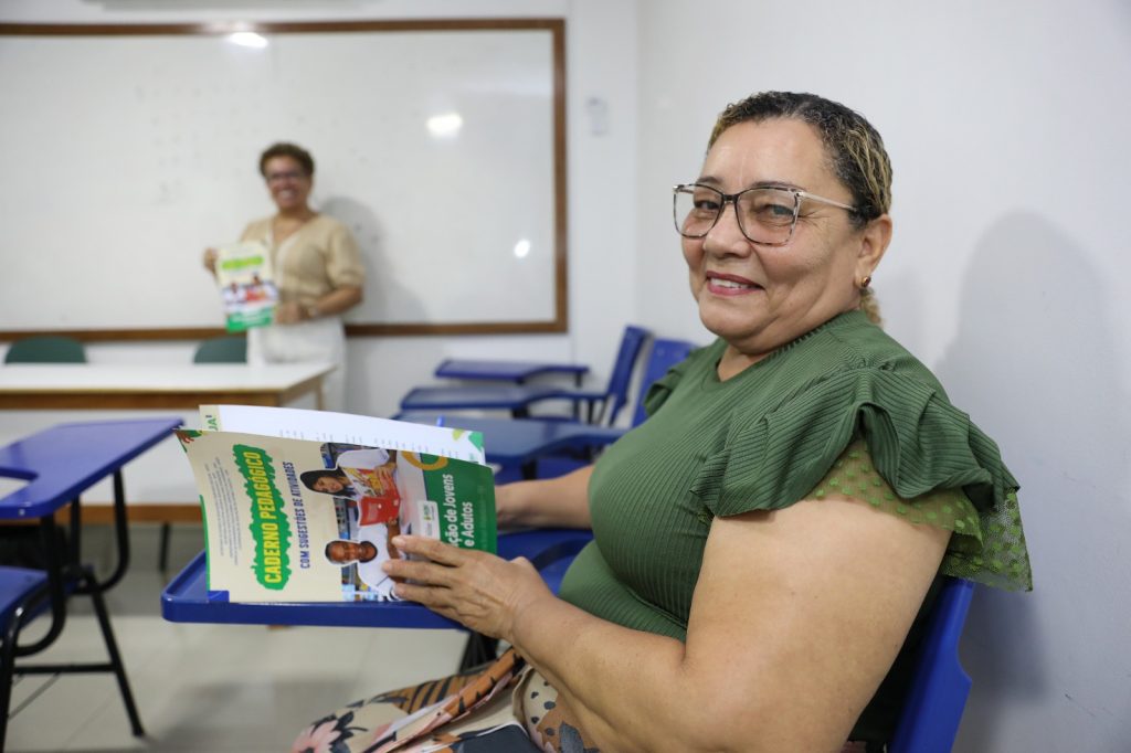 Secretaria de Educação dá início às turmas do ciclo 2025 do Programa Brasil Alfabetizado 9 Educacao Abertura turmas PBA Elisabeth Rodrigues Foto Euzivaldo Queiroz 1024x682 1