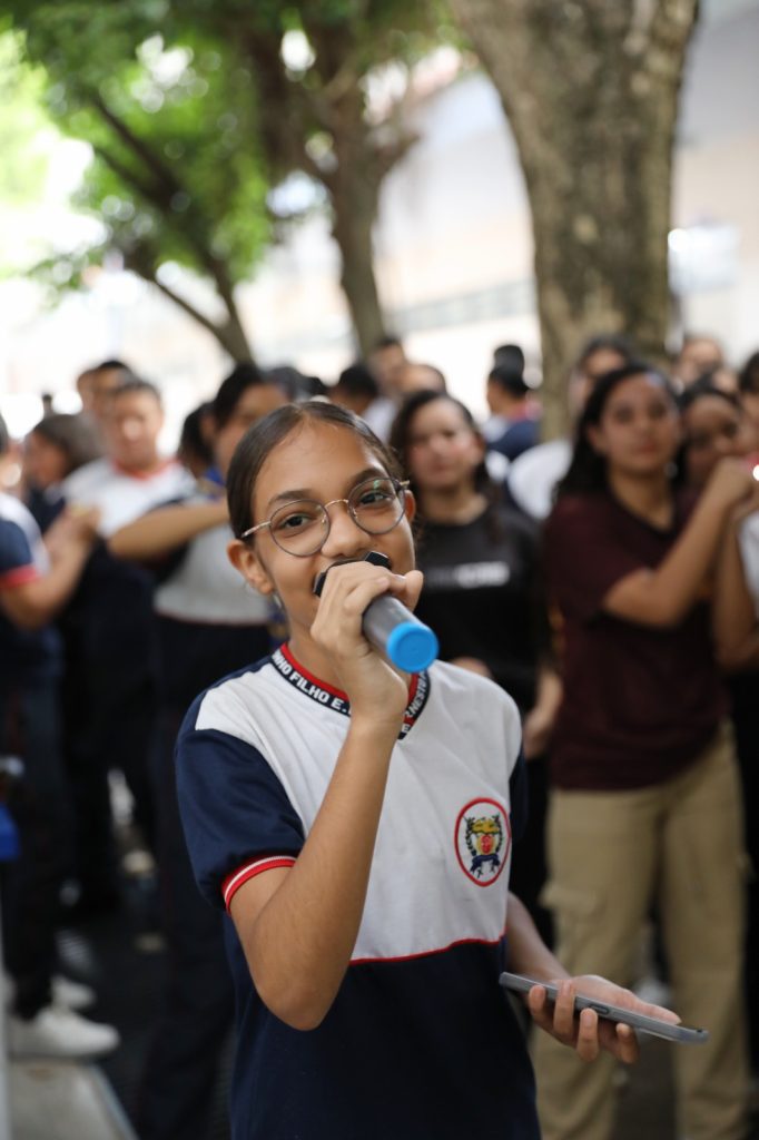 Escola Estadual de Manaus alia música e educação em intervalo cultural 7 Educacao Interlavo Cultural Larissa Gabrielly Foto Euzivaldo Queiroz 682x1024 1