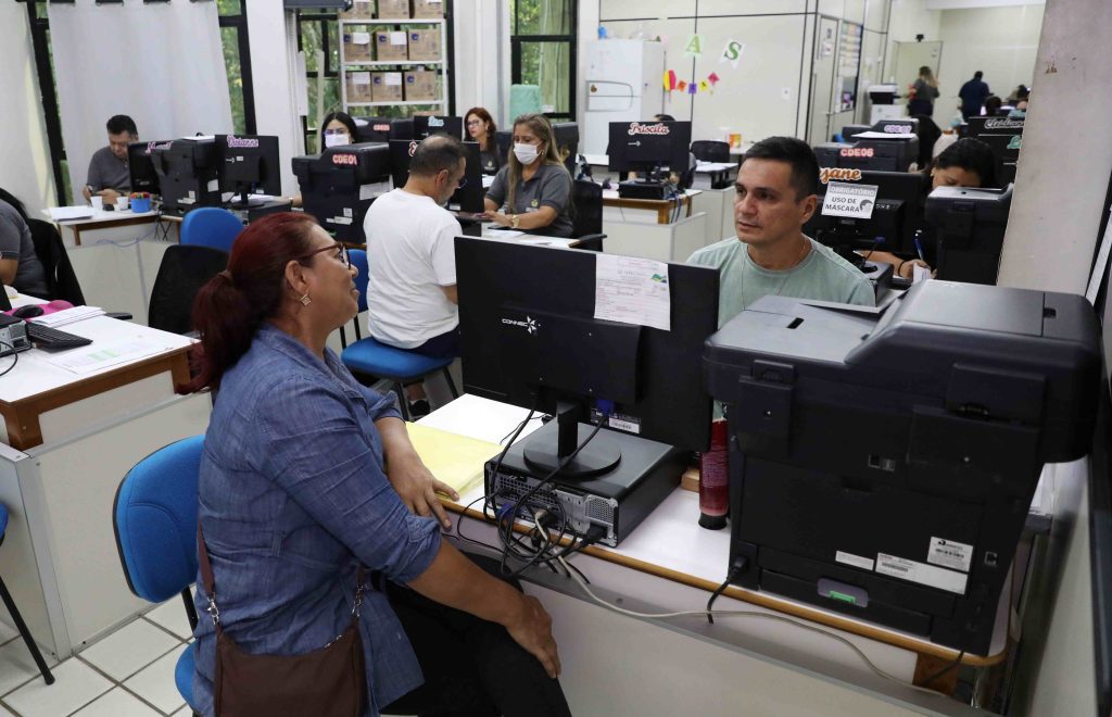 Secretaria de Educação convoca mais 158 candidatos do PSS para a capital do Amazonas 2 Educacao PSS Convocacao Professores Foto Euzivaldo Queiroz 1 2 1024x660 1