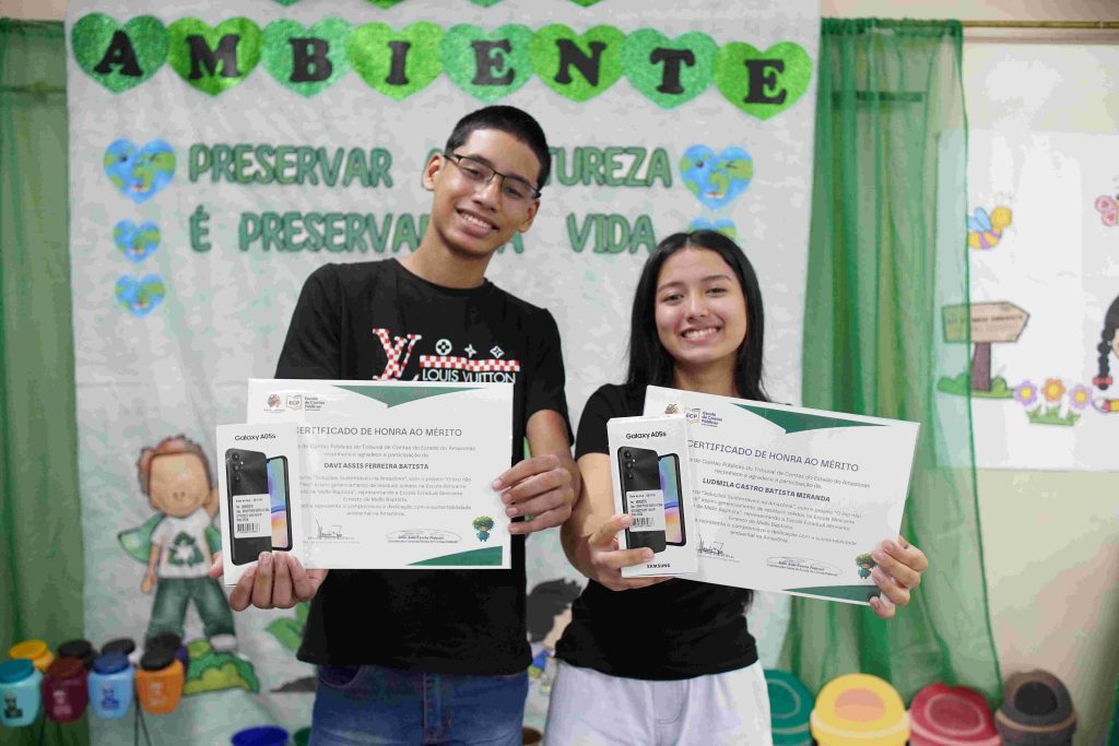Educacao alunos premiados no Concurso de Solucoes Sustentaveis Foto Hitalo Kleto 1024x683 1