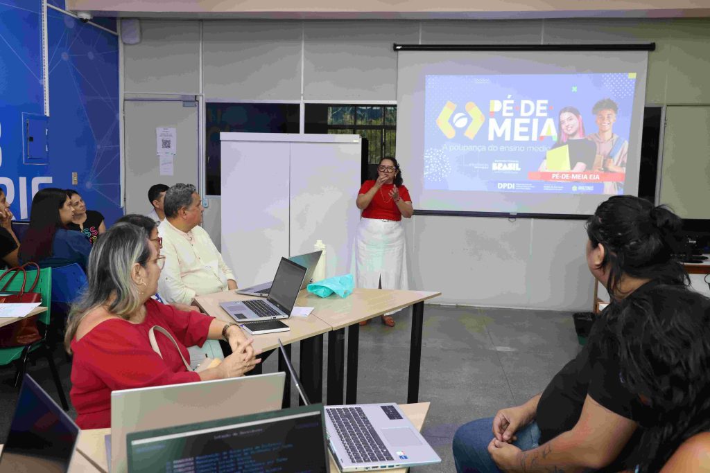 Revista Diálogos Formativos está com edital aberto para processo de submissão de artigos 3 Educacao revista dialogos formativos Fotos Eduardo Cavalcante Seduc Am 15 1024x683 1