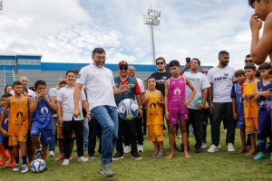 Em Manaus comunidade esportiva celebra modernizacao e revitalizacao do Estadio Carlos Zamith 2 foto Antonio Lima Secom 300x200 1