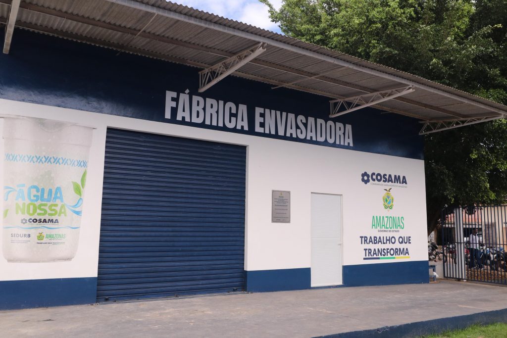Festival de Parintins 2025: Governo do Amazonas começa processo de envasamento de copos temáticos ‘Água nas Torcidas’ 3 Festival de Parintins 2025 Governo do Amazonas comeca processo de envasamento de copos tematicos Agua nas Torcidas 4 Foto Mauro Neto Secom 1 1024x683 1