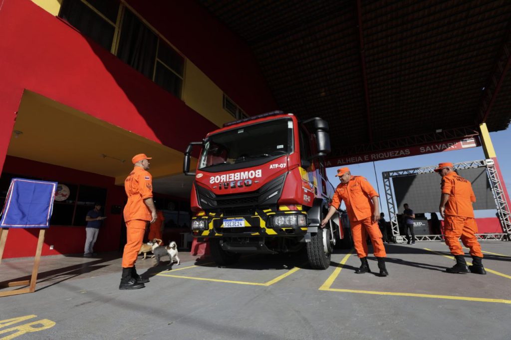 Governador Wilson Lima entrega Grupamento Integrado de Combate a Incêndio e Proteção Civil em Rio Preto da Eva 11 Governador Wilson Lima entrega Grupamento Integrado de Combate a Incendio e Protecao Civil em Rio Preto da Eva 4 foto Alex Pazuello Secom 1 1024x682 1