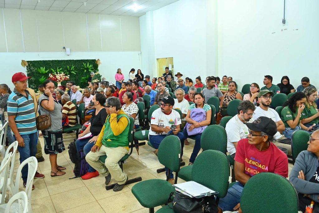 Ipaam, Ministério do Meio Ambiente e PNUD levam Mutirão do Cadastro Ambiental Rural para Maués de 26 a 30 de maio 3 Mutirao do CAR Foto 4 20 05 2025 1024x683 1