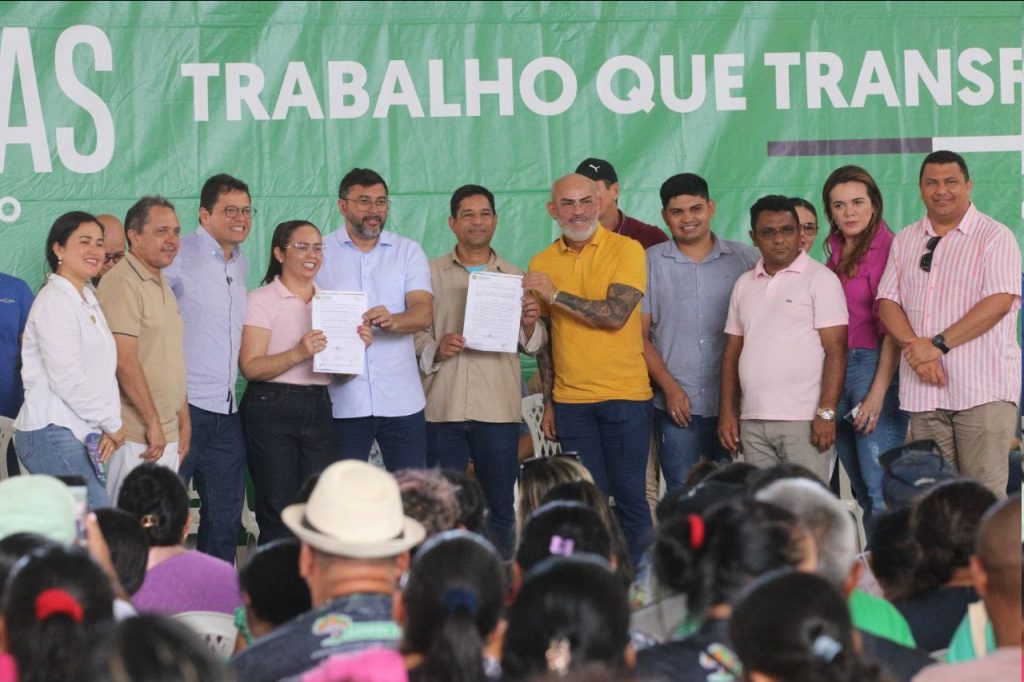 Governador Wilson Lima assina ordem de serviço para início das obras de recuperação do sistema viário de Rio Preto da Eva 2 Obras em Rio Preto da Eva Maurilio Rodrigues 1 1024x682 1