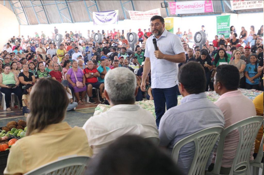 Governador Wilson Lima assina ordem de serviço para início das obras de recuperação do sistema viário de Rio Preto da Eva 5 Obras em Rio Preto da Eva Mauro Neto 1 1024x682 1