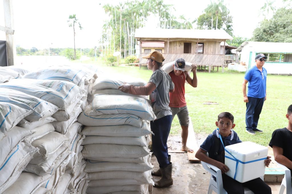 Governo do Amazonas libera mais de R$ 1 milhão em investimentos para fortalecer agricultura familiar em Manacapuru 7 SEPROR ACOES DE FORTALECIMENTO AO SETOR PRIMARIO DE MANACAPURU FOTO RUY NERY SEPROR 2 1024x683 1