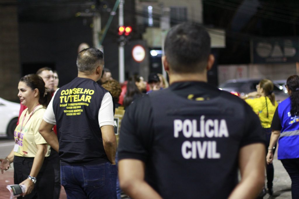 Operação Caminhos Seguros: CIF realiza ações de enfrentamento à violência contra crianças e adolescentes em semáforos de Manaus 2 SSP AM CAMINHOS SEGUROS FOTO VICTORLEVY SSP AM5 1024x682 1