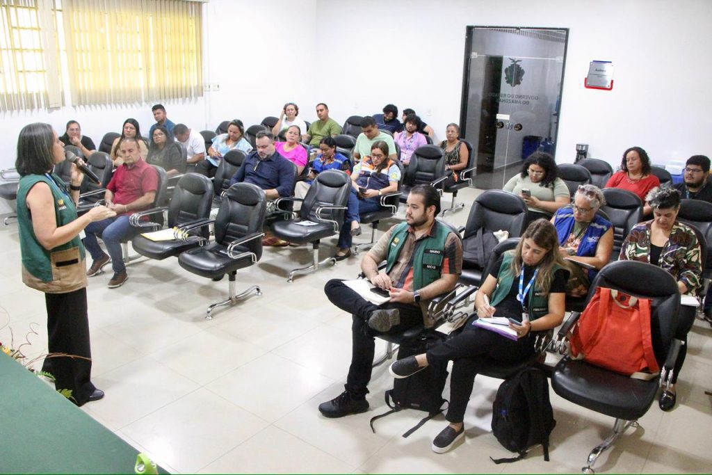 Seas contribui com a Força de Proteção do Sistema Único de Assistência Social para criação de estratégias em calamidades 3 Seas 1 Visita Forsuas coordenadora do Servico de Protecao em Situacoes de Calamidades Publicas e Emergencias Vera Campelo Foto Jimmy Christian Seas 1024x683 1
