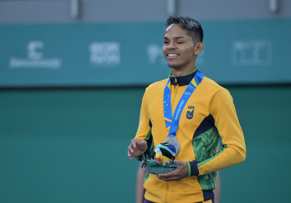 Governo do Amazonas consolida política de incentivo ao alto rendimento e conquistas internacionais 7 Sedel Elielton Lira do Judo em Santiago 2023 FOTO Divulgacao Sedel 1024x714 1
