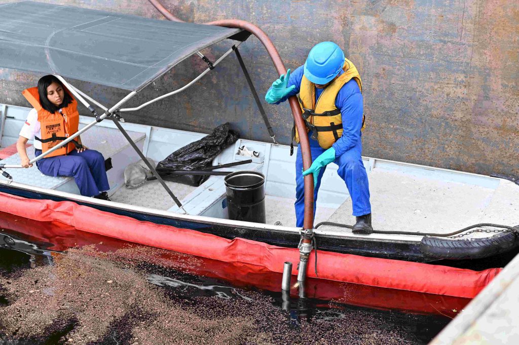 Ipaam fiscaliza simulado de emergência ambiental no Porto de Manaus 5 Simulacao de emergencia ambiental Foto 1 22 05 2025 1024x681 1