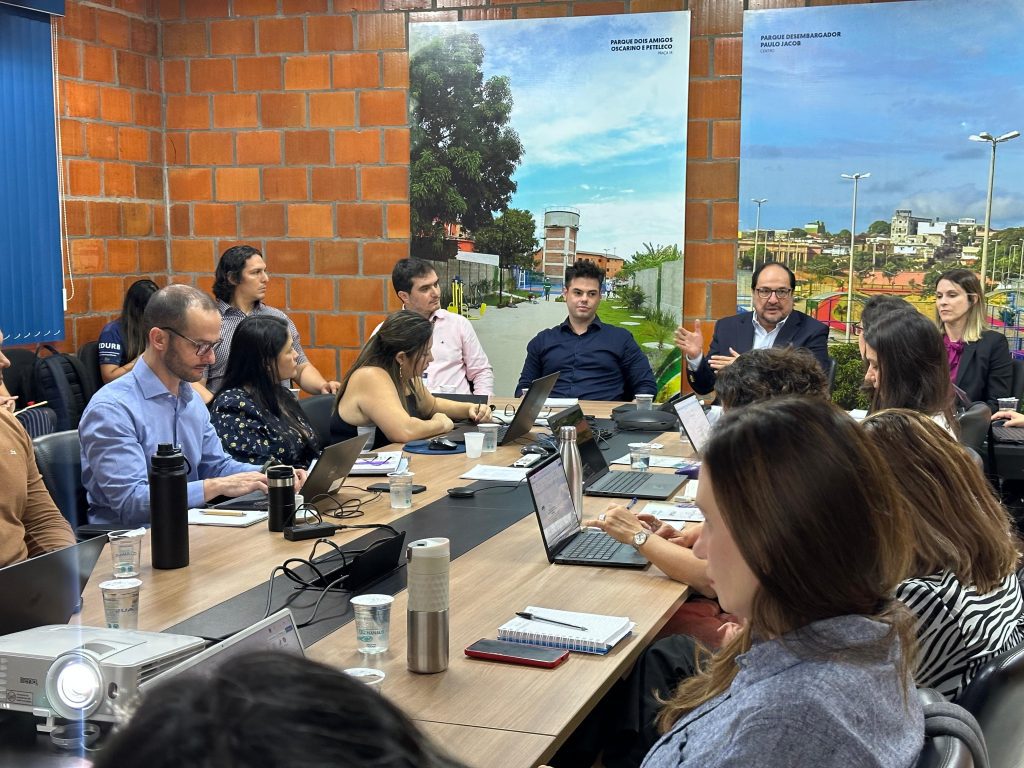 Governo do Amazonas recebe Missão de Pré-Arranque do BID para alinhar os próximos passos das obras do Prosai Parintins 2 UGPE BID MISSAO PRE ARRANQUE FOTO MIKAELLA MORAES 1 1024x768 1