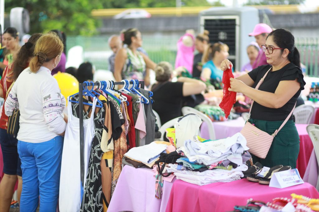 Governo do Amazonas promove 4ª edição Bazar das Mulheres Empreendedoras do Prosamin+ 2 UGPE Bazarempreendedoras Foto TiagoCorrea 1 1024x682 1