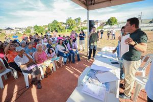 UGPE GOVERNO INICIA LICITAC807 A771 O PARA CONSTRUC807 A771 O DAS MORADIAS PARA FAMI769 LIAS DO ARTHUR BERNARDES FOTO TIAGO CORREA UGPE 18 300x200 1