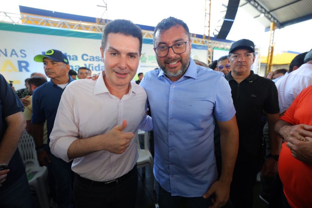 Governador Wilson Lima, Ministério das Cidades e prefeitura assinam contrato para a construção de 400 casas em Tefé 5 WhatsApp Image 2025 05 05 at 203212 1024x682 1