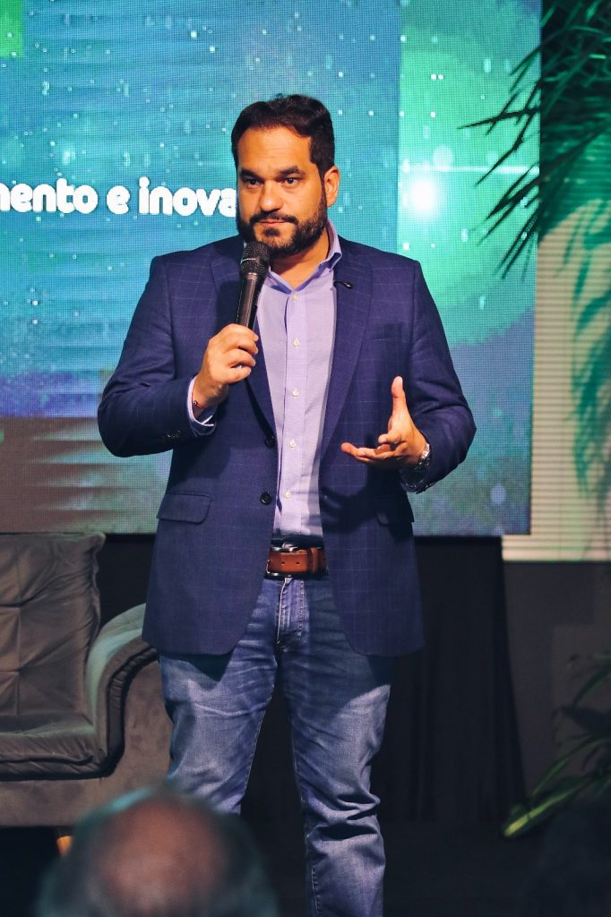 Transformação digital ganha reforço no Amazonas com nova pós-graduação 5 WhatsApp Image 2025 05 08 at 112830 682x1024 1