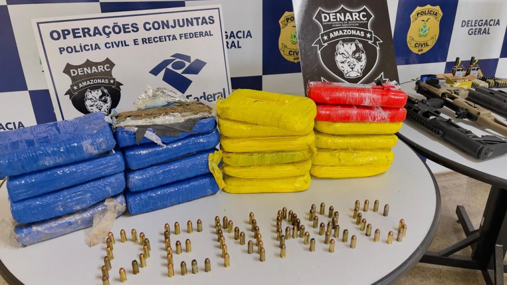 Polícia Civil deflagra operação e apreende drogas, armamentos, munições e caminhonete; prejuízo ao crime organizado é de R$ 1 milhão 2 WhatsApp Image 2025 05 19 at 133655 1024x576 1