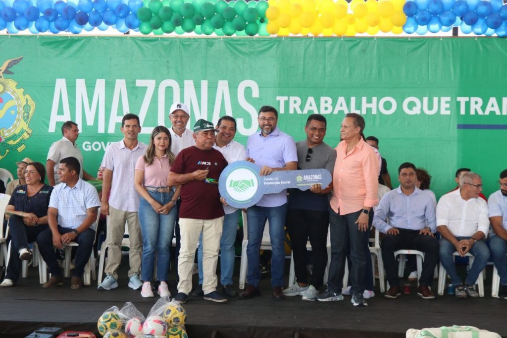 Em Tapauá, governador Wilson Lima fomenta setor primário com entregas de equipamentos e repasse de recursos em mais de R$ 2 milhões 5 WhatsApp Image 2025 05 22 at 105702 1024x682 1