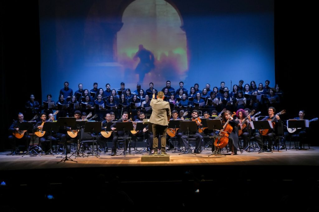 Orquestra de Violões e Coral do Liceu encantam o público no Teatro Amazonas com espetáculo de trilha de filmes e séries 3 WhatsApp Image 2025 05 23 at 094619 1024x682 1